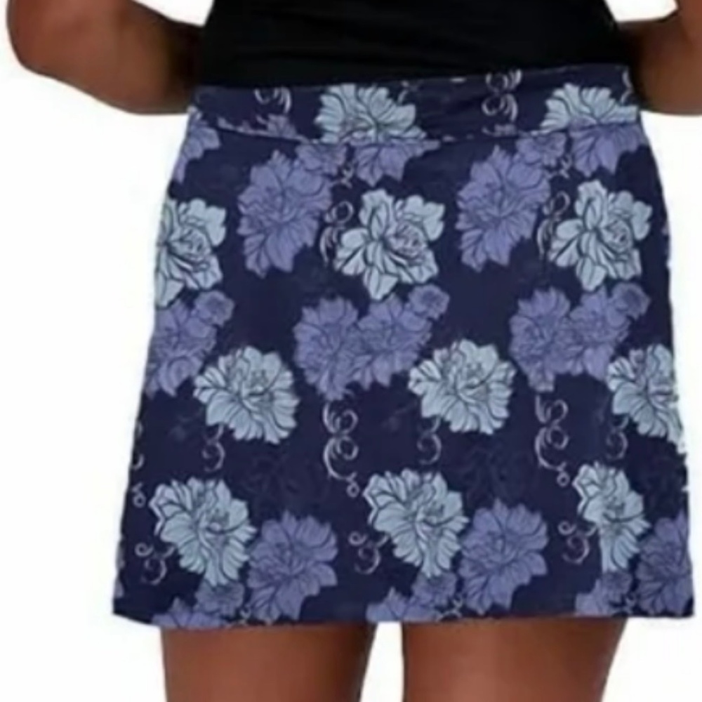 Tranquility navy floral skort golf/tennis/shopping S NWT - Picture 2 of 10